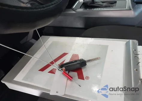 2016 Ford F-150 Xlt z USA, uszkodzony, nr VIN 1FTEW1CP2GFB82102